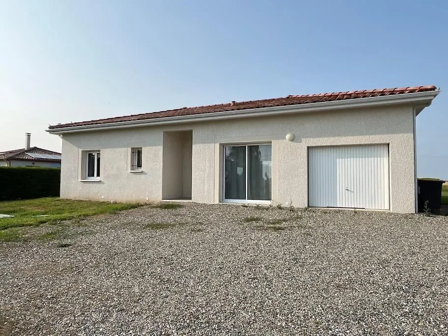 Maison A Saint Elix Le Chateau